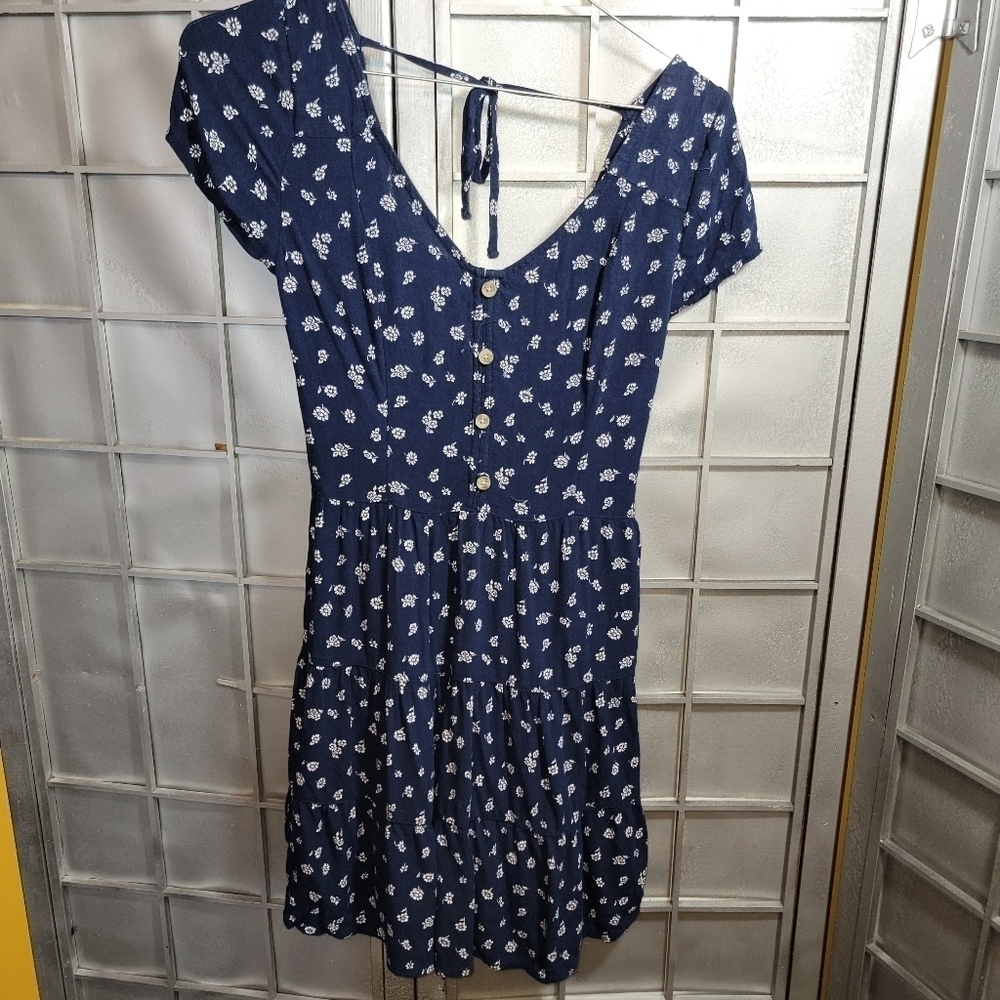 Hollister XS blue with white floral dress
